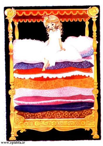 دختر زیبا متوجه شد که در داخل اتاق، چند تشک دیگر هم هست